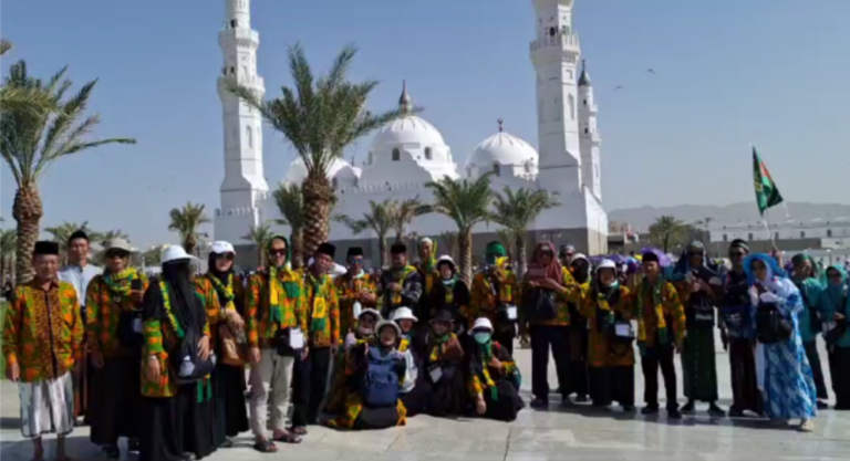 Kunjungi Masjid Pertama yang Dibangun Rasulullah di Madinah