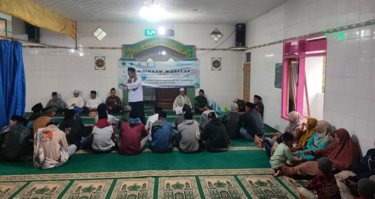 Perkuat Keislaman Mualaf di Lereng Gunung Bromo