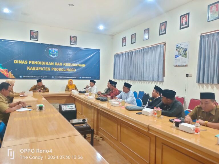 MUI Kabupaten Probolinggo Sikapi  Penerapan Lima Hari Pembelajaran